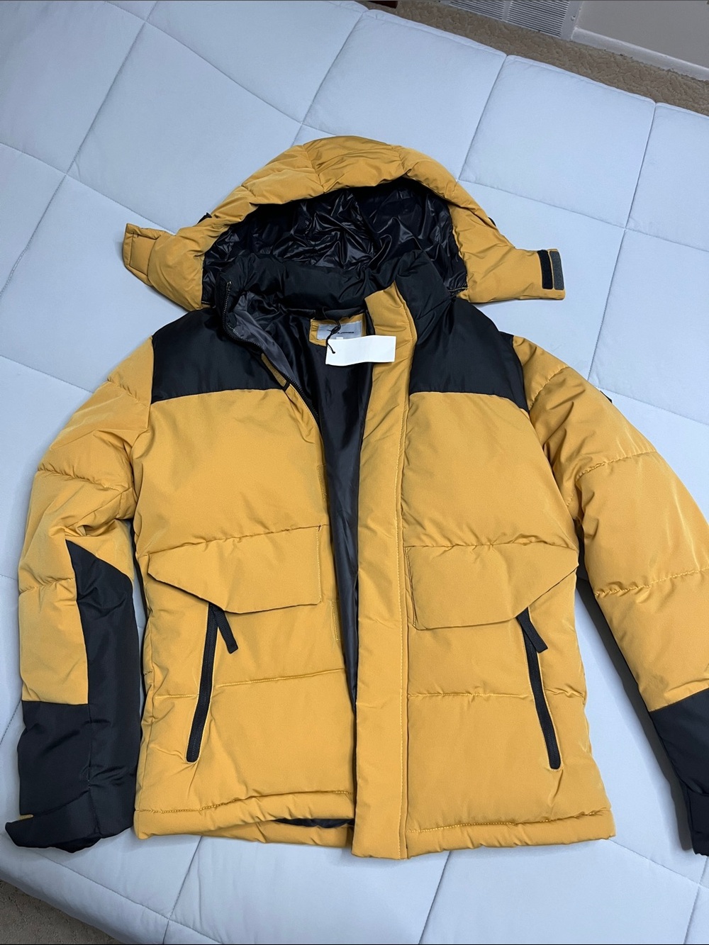 Men's Insulated Hooded Puffer Jacket - Mustard/Black